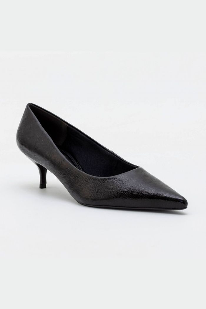 Scarpin Clássico com Salto Fino Preto