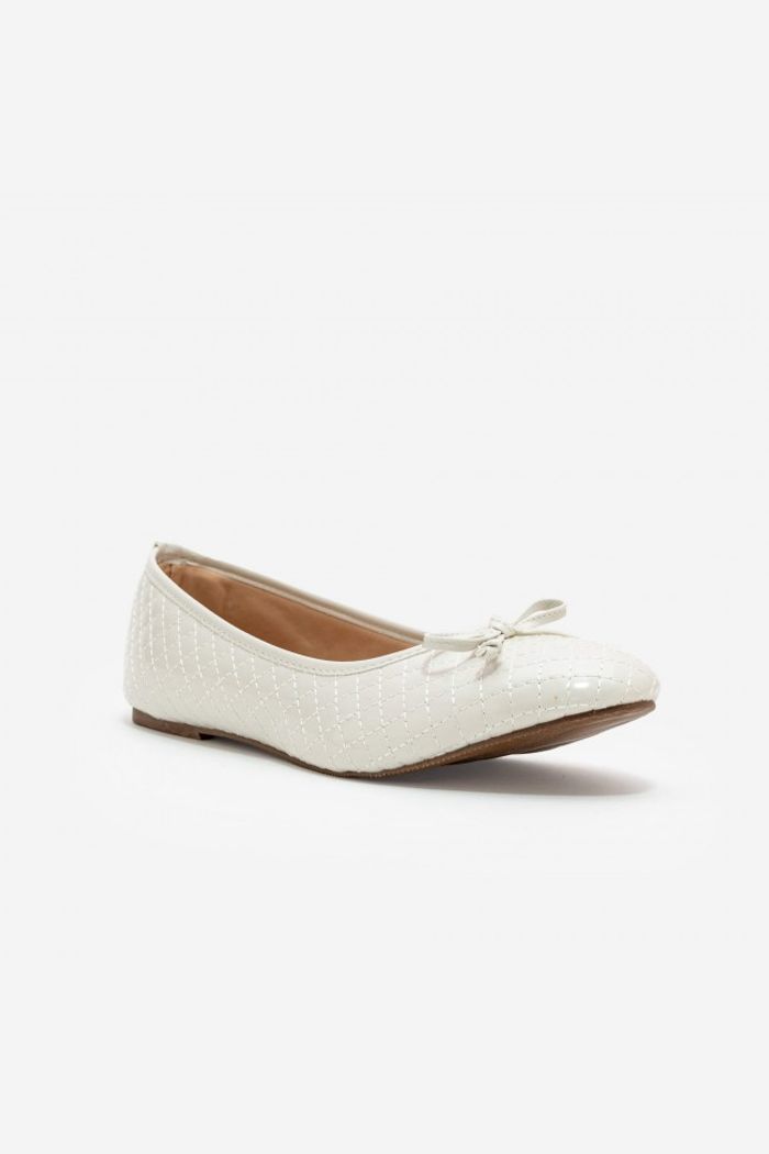 Sapatilha Matelasse Verniz Off White