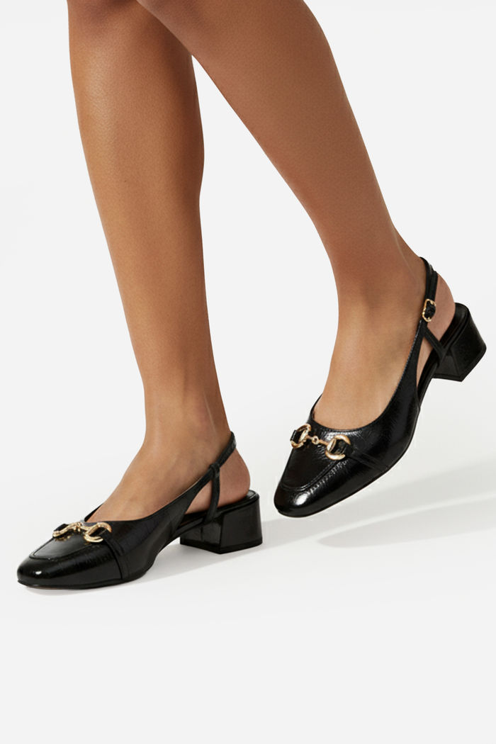 Chanel com Enfeite Salto Bloco Preto