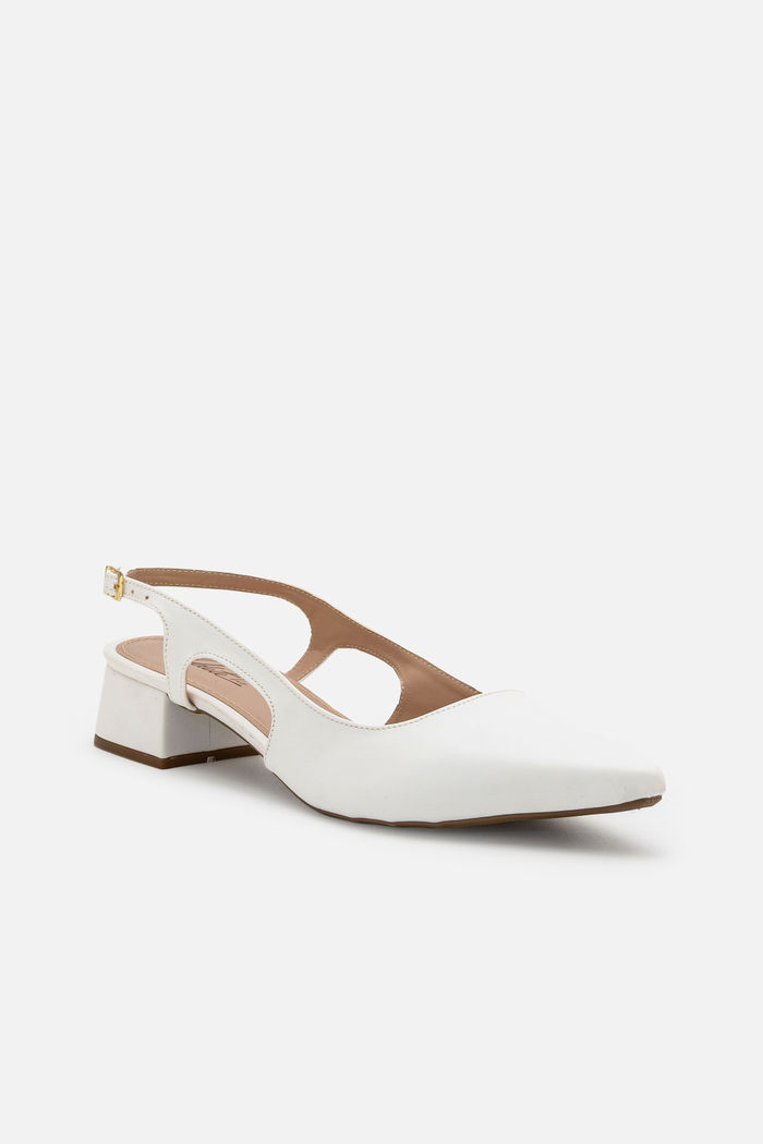 Chanel com Salto Baixo Branco