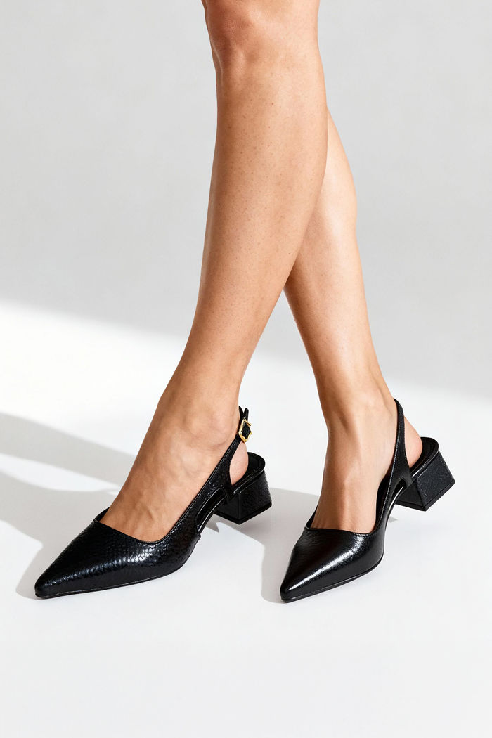 Chanel Texturizado com Salto Baixo Preto