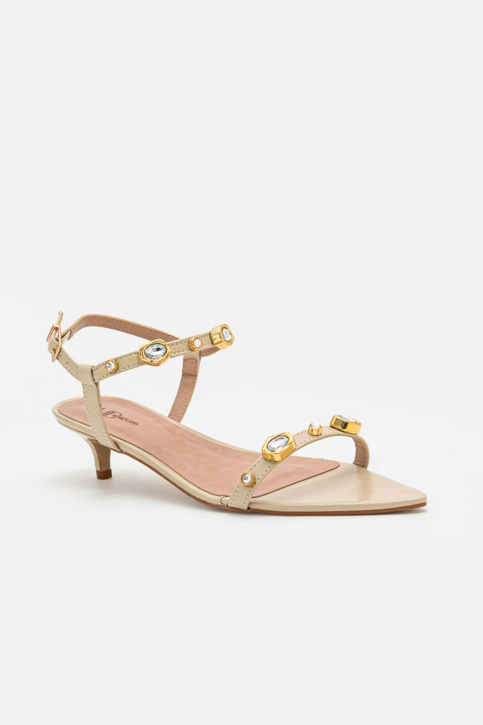 Sandália Delicada com Pedrarias e Salto Fino Off White