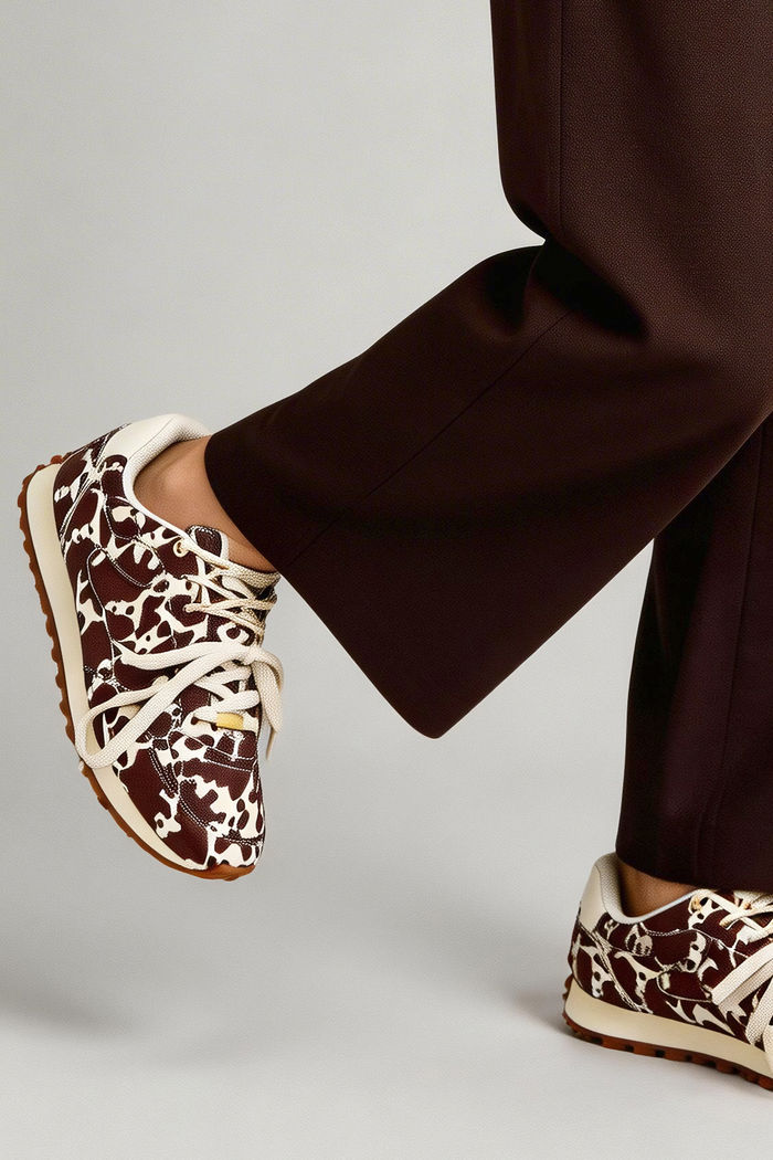 Tênis Super Estiloso em Vaca Marrom