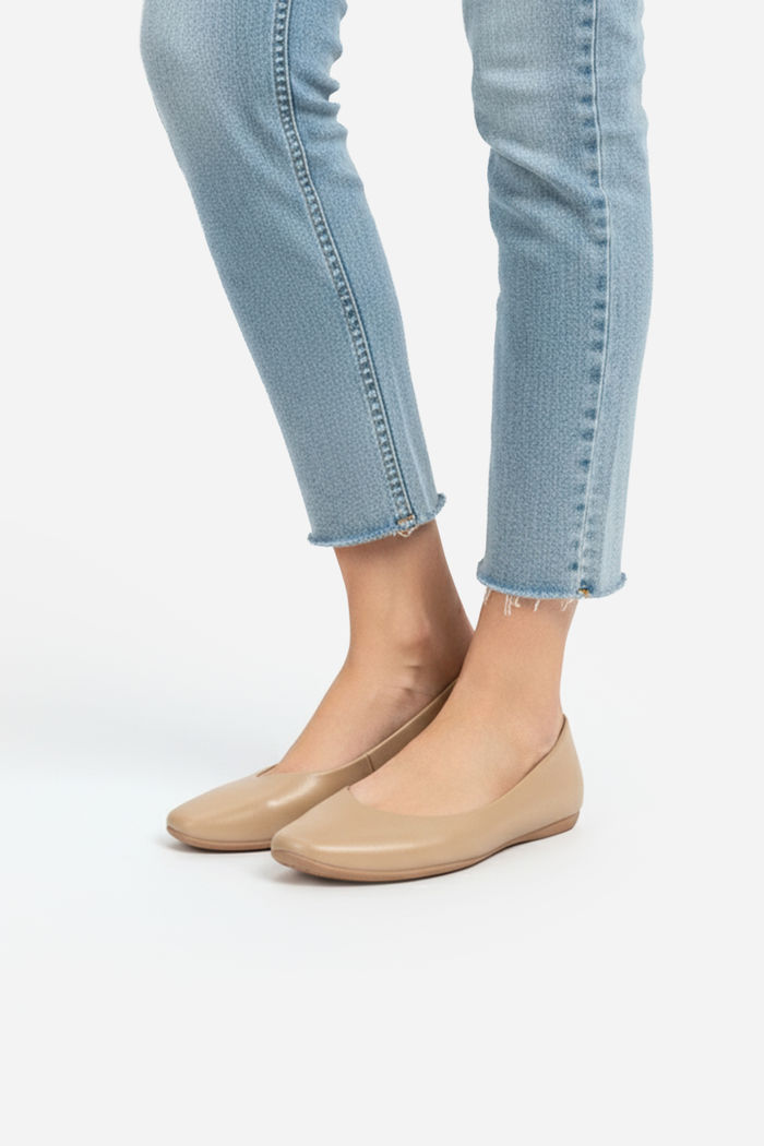 Sapatilha Usaflex Minimalista Chic Amêndoa