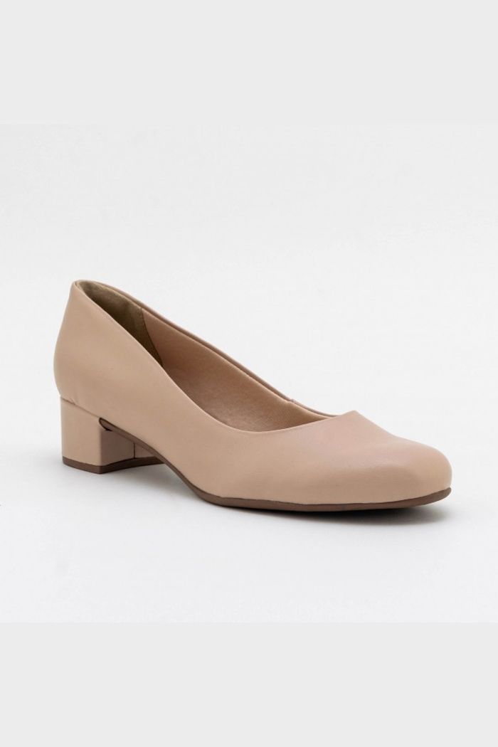 Scarpin Básico com Salto Bloco Amêndoa