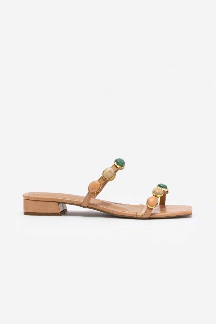 Sandália Mule Pedras Amêndoa