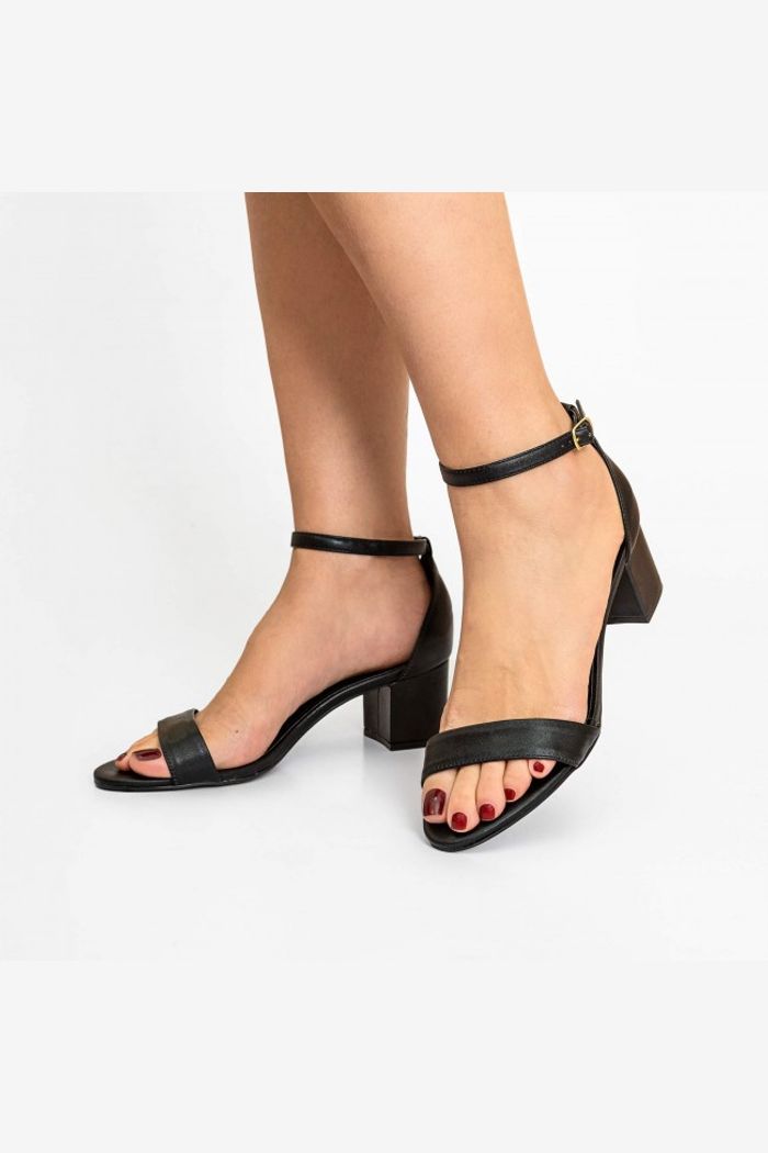 Sandália Tem Que Ter Delicada Preta