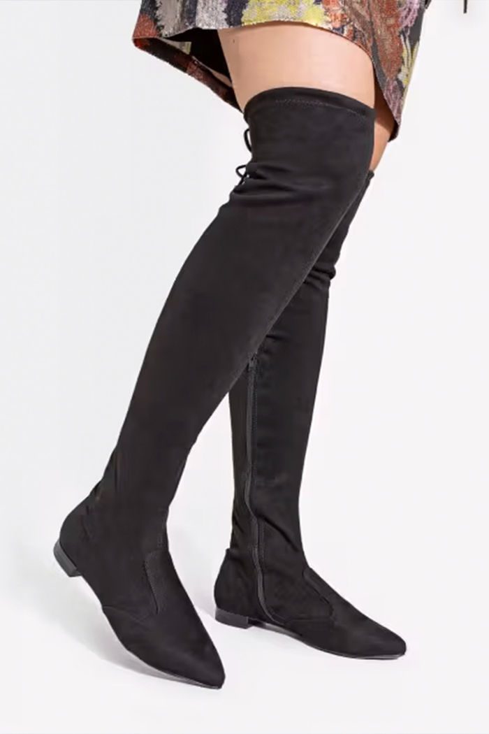Bota Over The Knee com Salto Baixo Preta