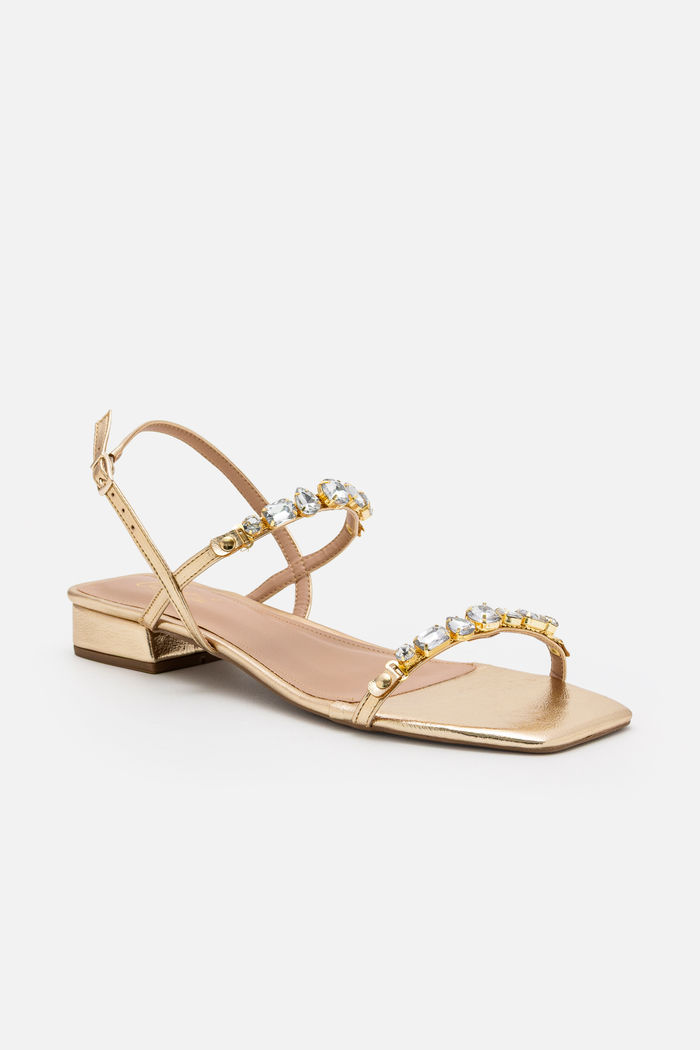 Sandália Delicadíssima com Pedras e Salto Baixo Champagne