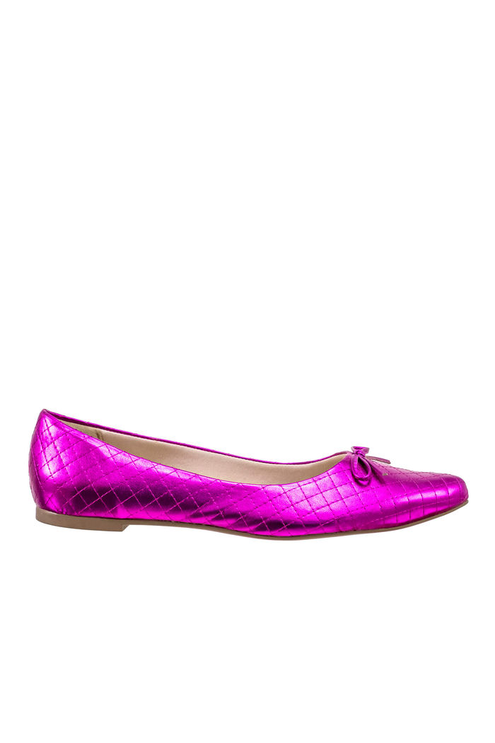 Sapatilha Matelassê Com Bico Fino Pink Metalizado