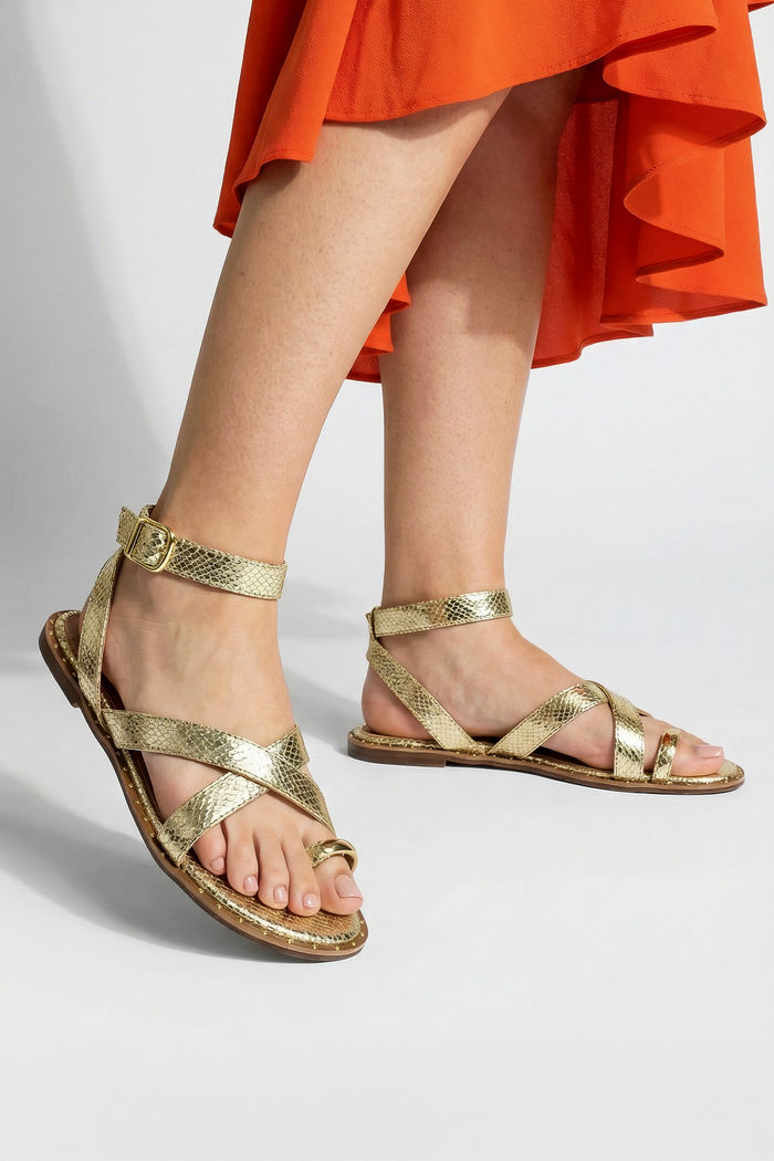 Rasteira Estilosa com Dedão Ouro