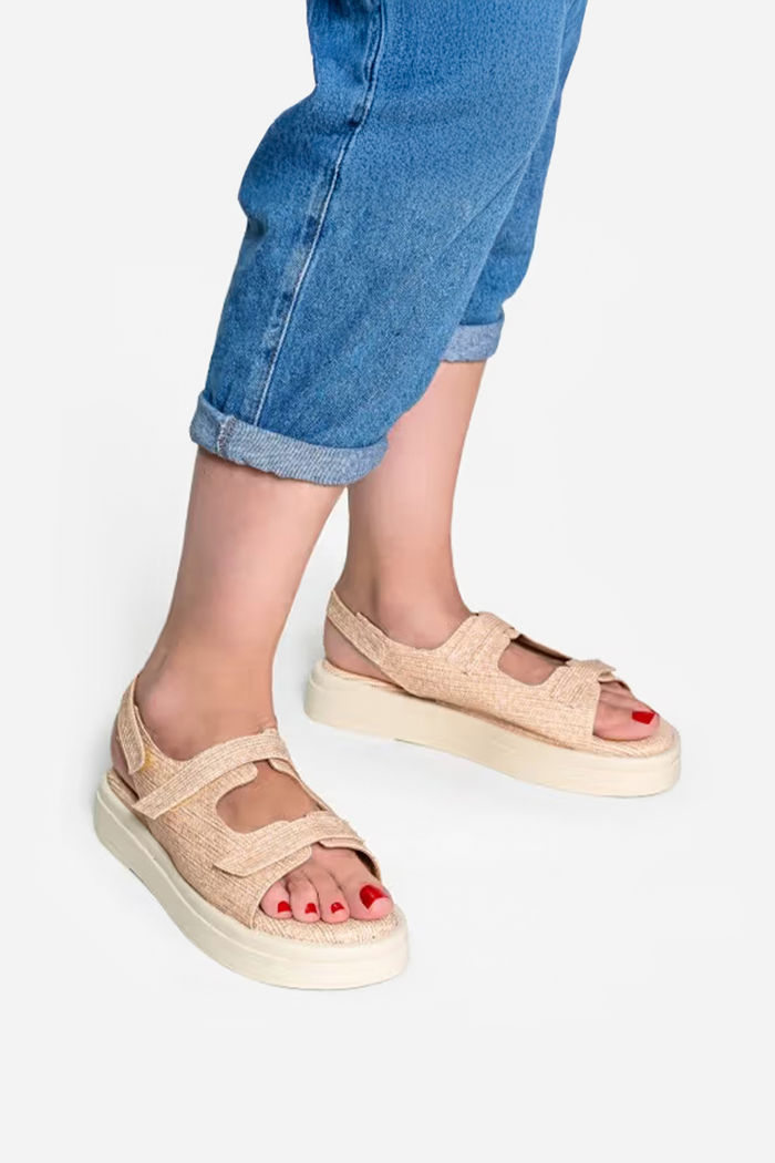 Sandália Flatform com Velcro Amêndoa