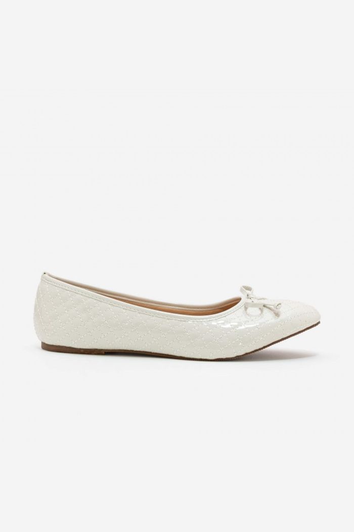 Sapatilha Matelasse Verniz Off White