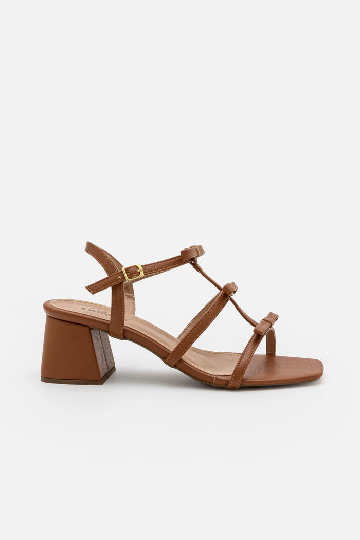 Sandália com Salto Bloco e Laços Tostado