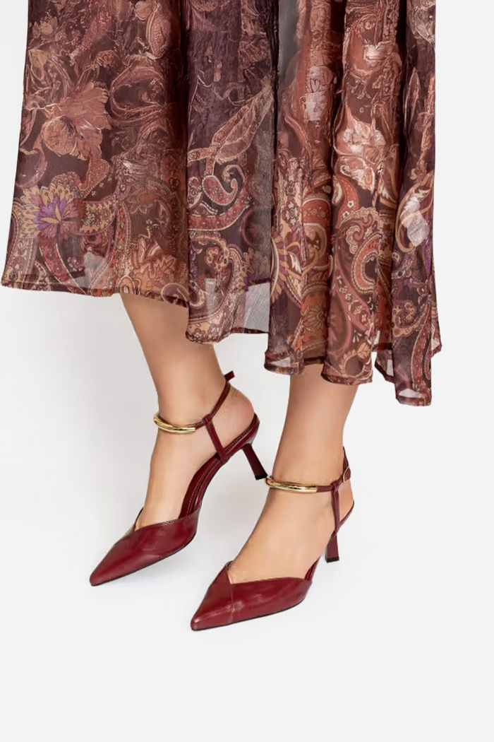 Chanel Poderoso com Enfeite Bordo