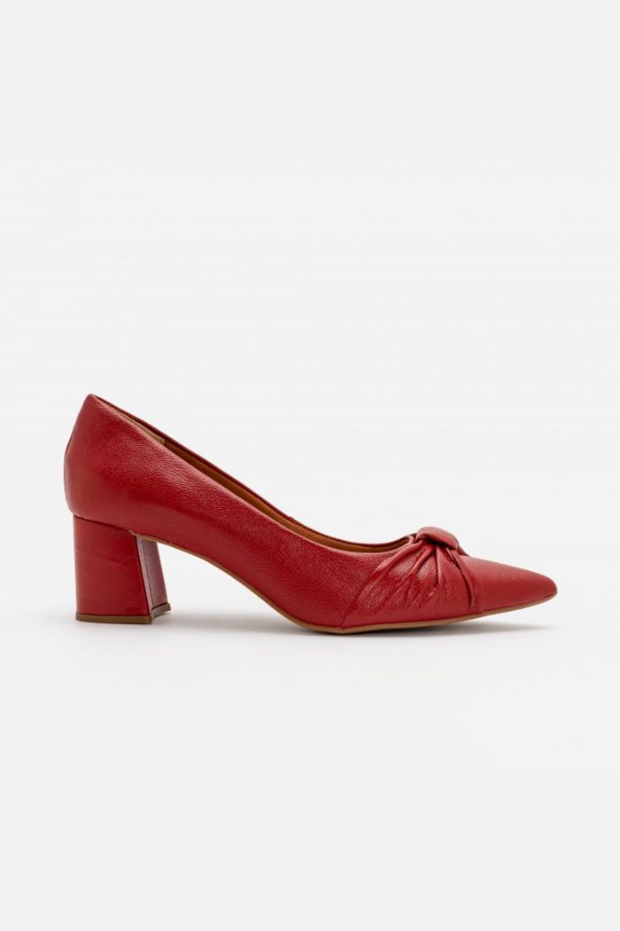 Scarpin em Couro Laço Vermelho