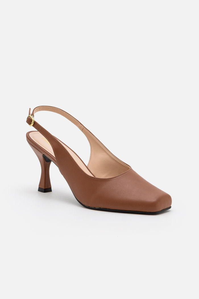 Chanel Moderno com Bico Quadrado Caramelo