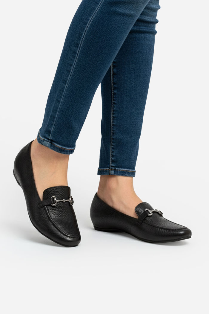 Mocassim com Salto Embutido Usaflex Preto