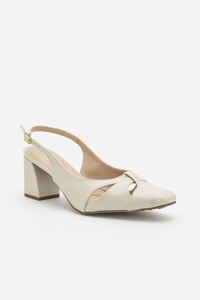 Chanel com Salto Bloco Elegante Off White