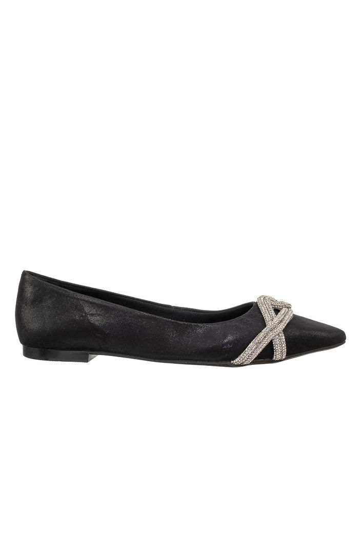 Sapatilha com Enfeite de Strass Bico Fino Preto