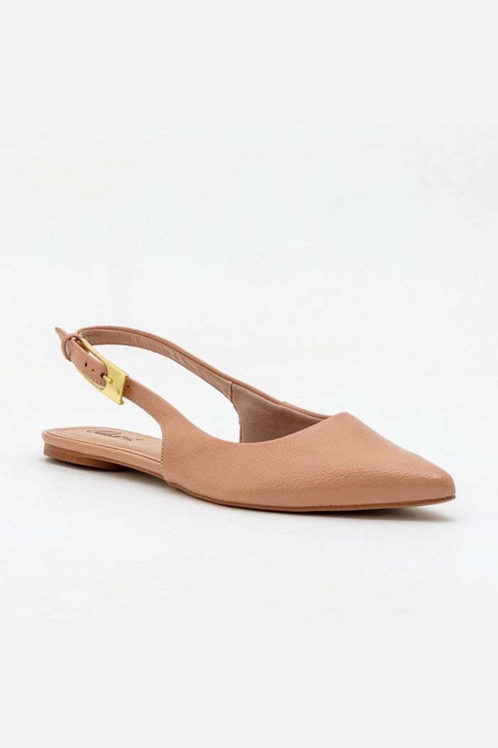 Chanel com Fivela Imponente Amêndoa