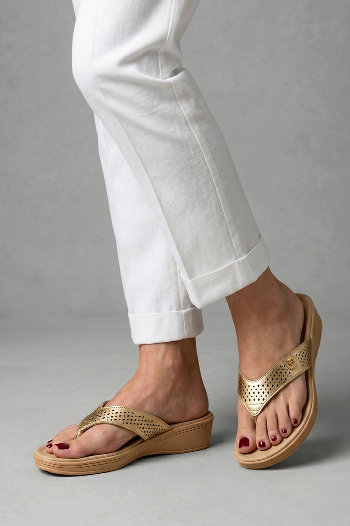 Tamanco Dedo em Couro Usaflex Champagne