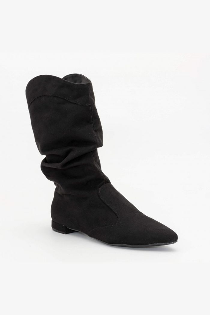 Bota Slouch com Salto Baixo Preta