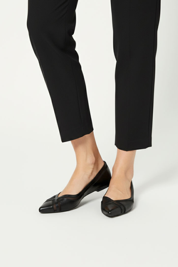 Sapatilha Elegante Bico Fino Preta