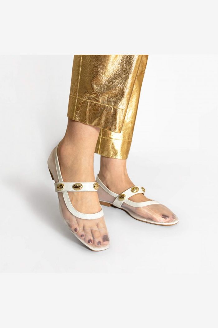 Sapatilha Boneca Transparente com Enfeites Off White