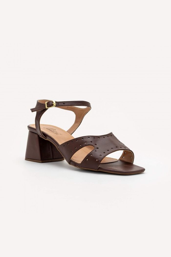 Sandália Tira Larga Salto Bloco Café