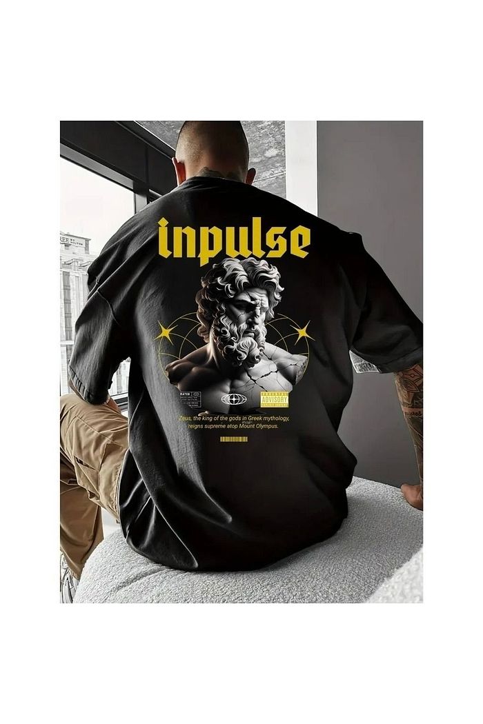 Camiseta Oversized Estampada Zeus