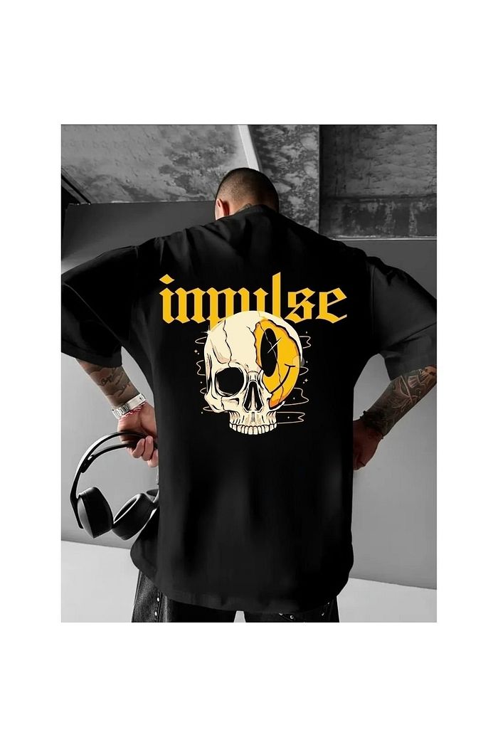 Camiseta Oversized Caveira Smile