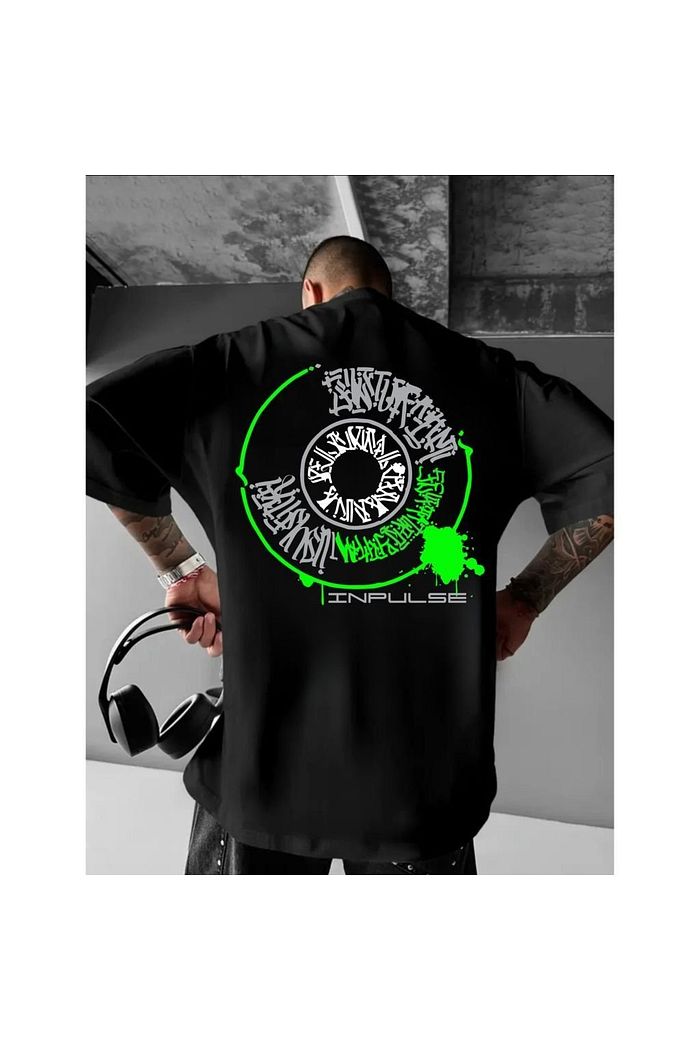 Camiseta Oversized Estampada EYE