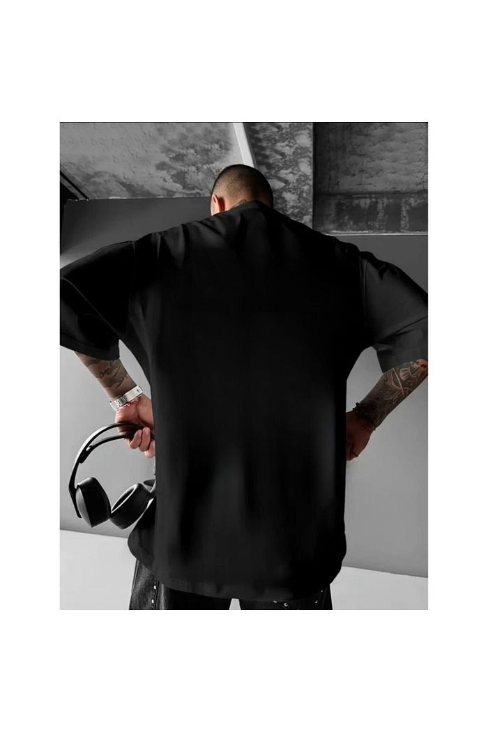 Camiseta Oversized Estampa Frente Caveira Storm