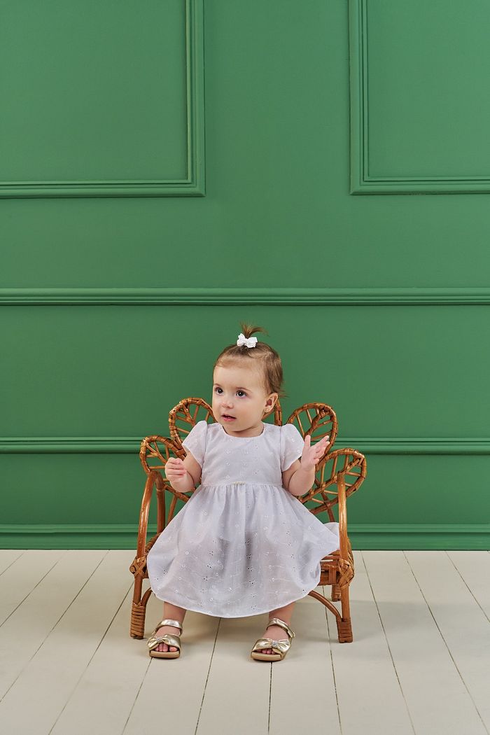 VESTIDO EM TECIDO BORDADO