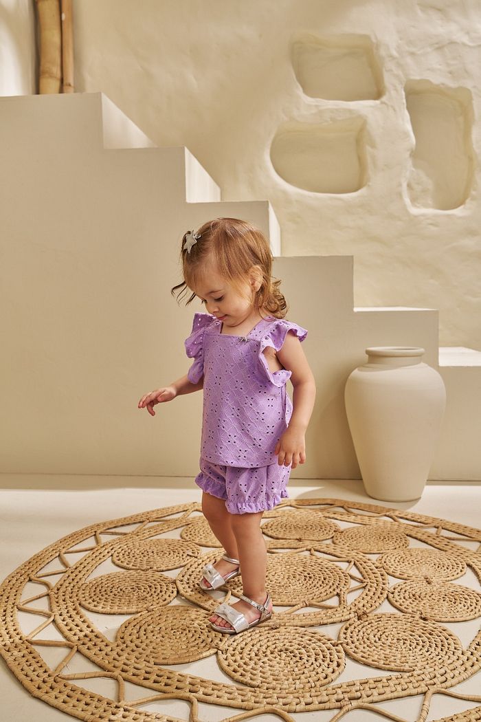 CONJUNTO BLUSA E SHORTS BOMBACHA EM LAISE