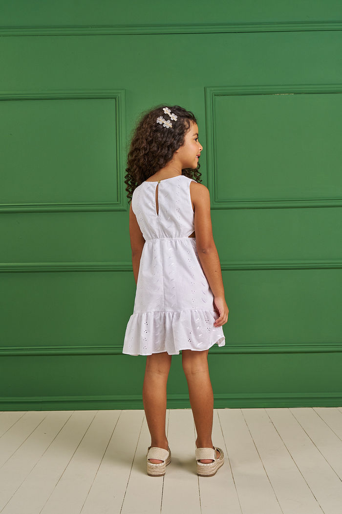 VESTIDO EM TECIDO BORDADO