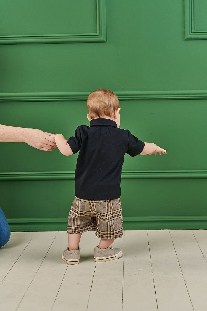 CONJUNTO POLO EM PIQUET E SHORT EM TECIDO ALFAIATARIA ENGLAND