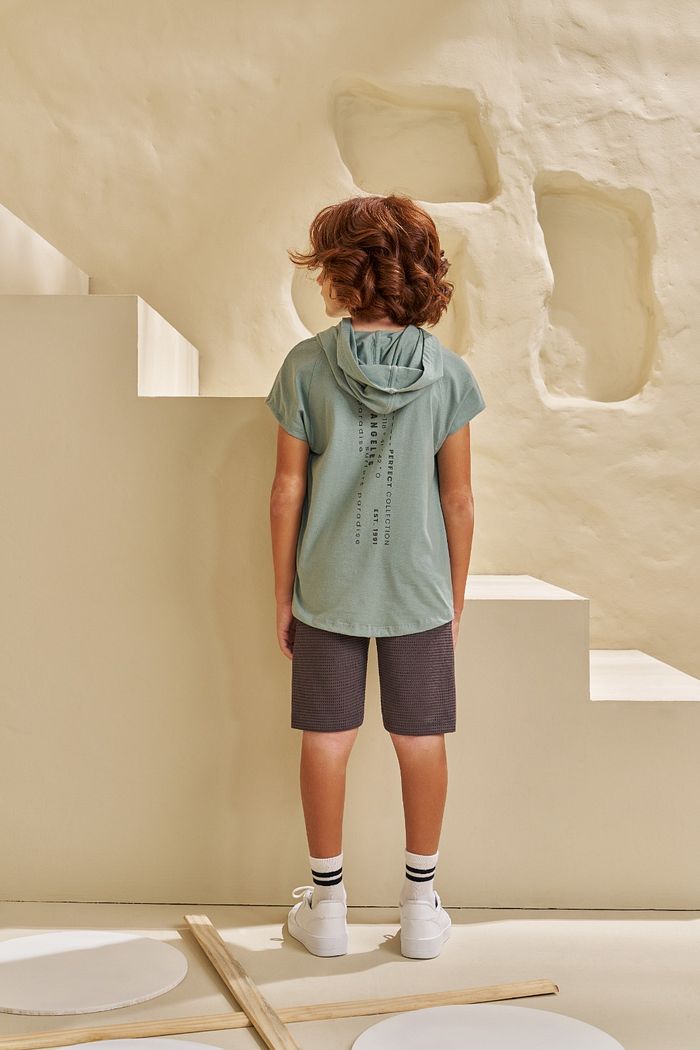 CONJUNTO REGATA EM MEIA MALHA E BERMUDA EM MALHA WAFFLE