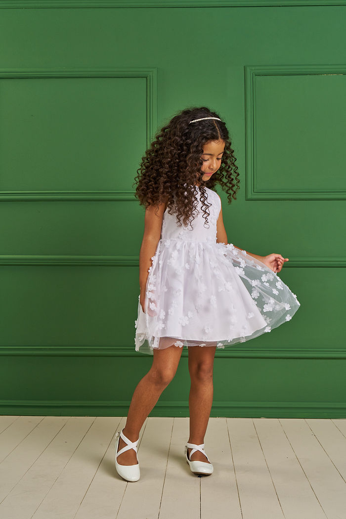 VESTIDO EM TULE FLORES 3D