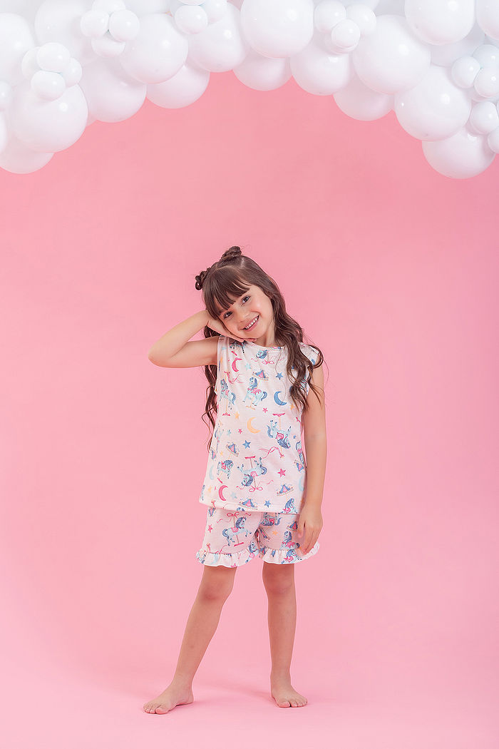 CONJUNTO PIJAMA REGATA E SHORTS COM BABADO EM MEIA MALHA PV MUNDO MÁGICO