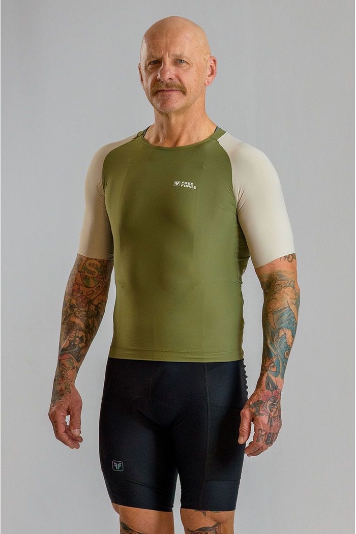 CAMISA MASCULINA ENDURANCE RACE FIT CAPER