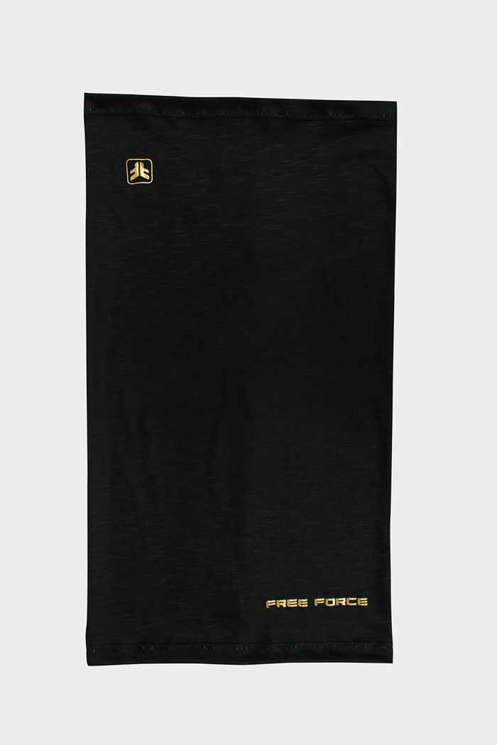 A Bandana Sport Blackgold é sinonimo de proteção, estilo e versatilidade. São diversas funções e maneiras de usar em um único produto, que você pode combinar com diversas peças do nosso vestuário. 