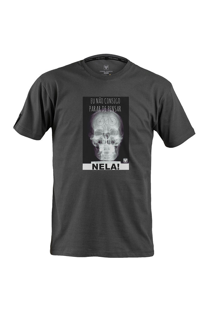 Vista-se no estilo Cycling Culture Free Force com a camiseta casual off bike. Nossa linha de T-Shirt off bike foi desenvolvida para quem é apaixonado por bicicleta como nós. Para você vivenciar a cultura da bike a qualquer hora e em qualquer lugar, mesm..