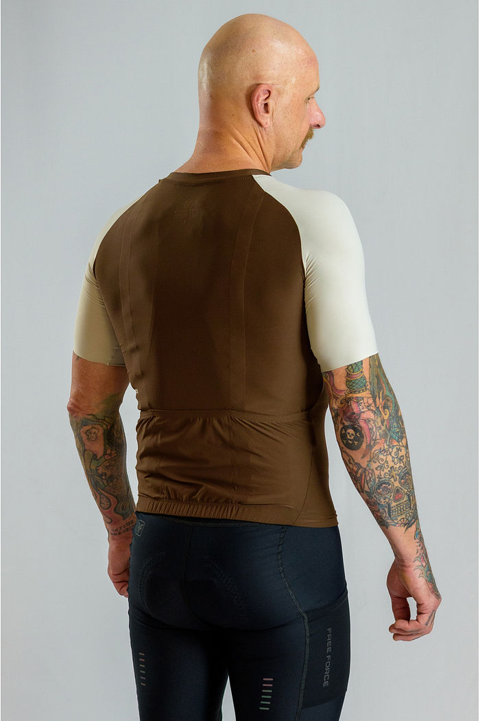 CAMISA MASCULINA ENDURANCE RACE FIT COFFEE