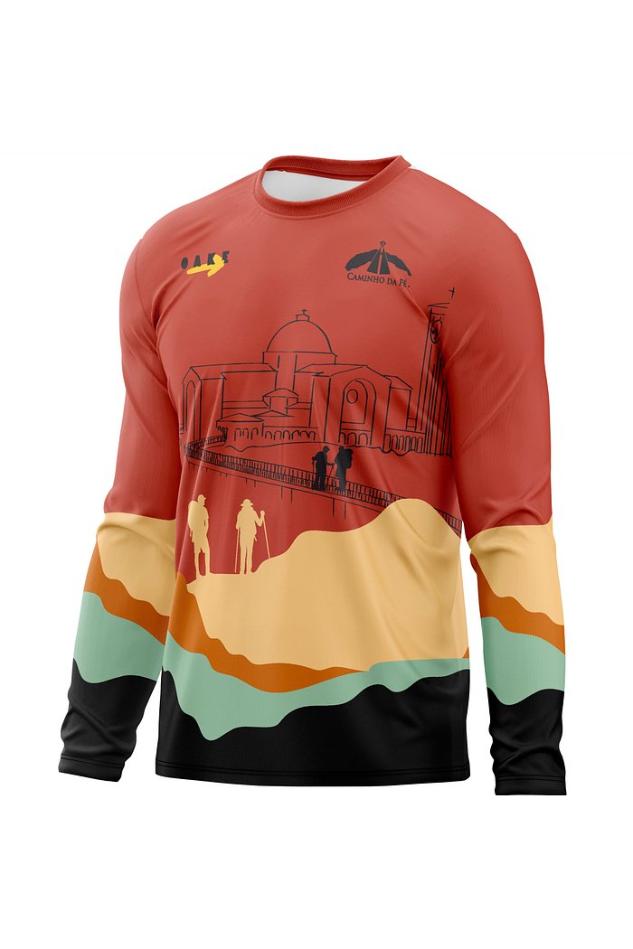 camiseta na cor vermelha  para peregrinos que vão percorrer o caminho da fé imagem lateral