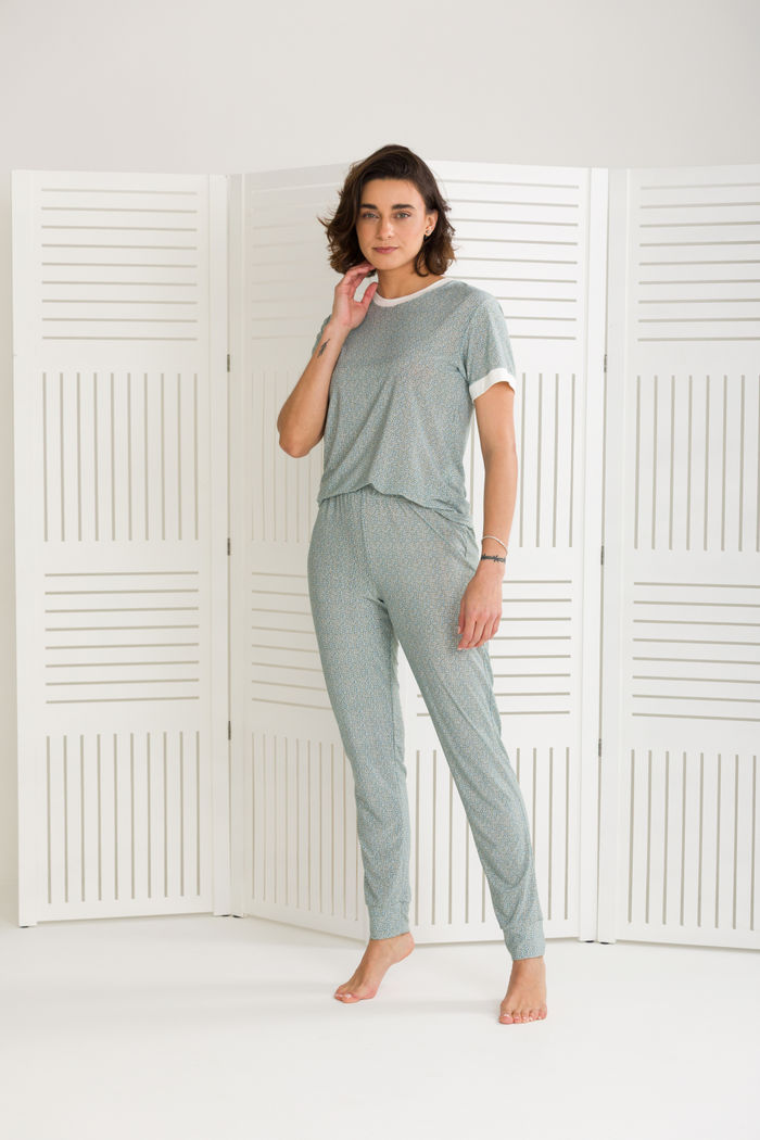 PIJAMA FEMININO MANGA CURTA COM CALÇA LIGANETE MINI POÁ