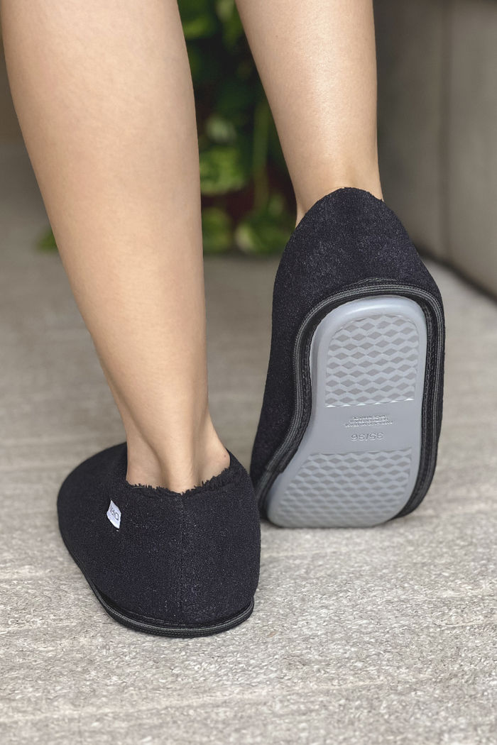 PANTUFA SAPATILHA PRETA