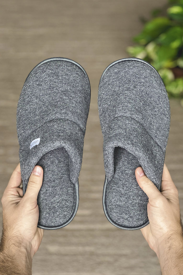 CHINELO PANTUFA CINZA CHUMBO