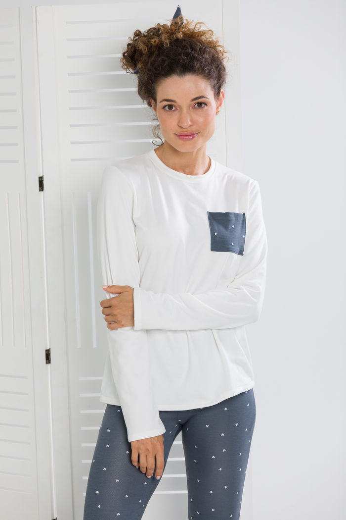 PIJAMA MANGA LONGA COM LEGGING CORAÇÕES